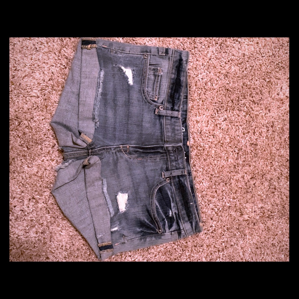 Aeropostale shorts w/ pink accent